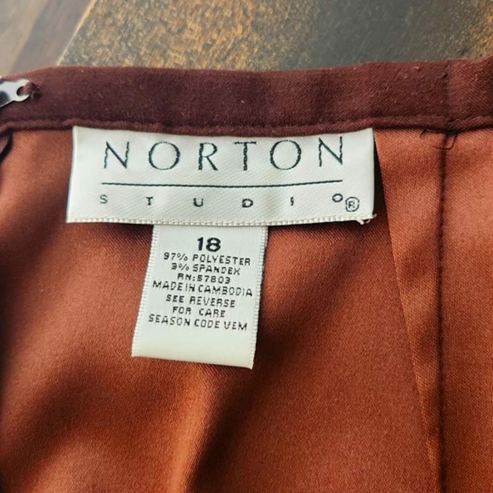 Vintage Norton Studio Faux Suede Chocolate Brown Skirt Size 18 - Picture 4 of 4
